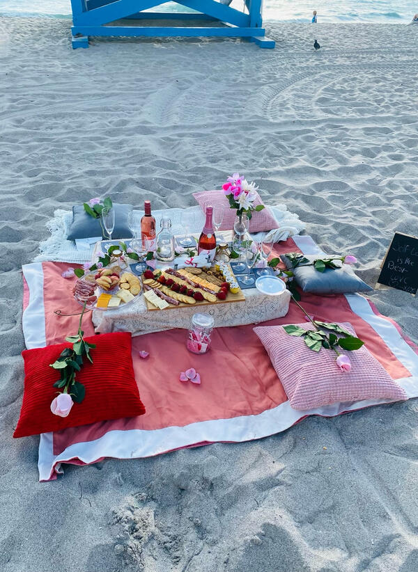 Luxury Romantic Picnic Luxury Picnic, Luxury romantic picnics, picnic ideas